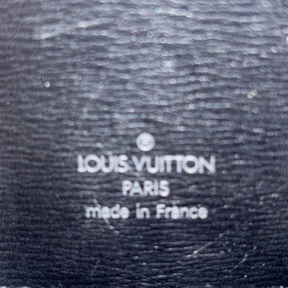 Louis Vuitton elegant black bucket bag - Picture 8 of 16